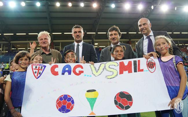 出抬升了首 出抬升了首