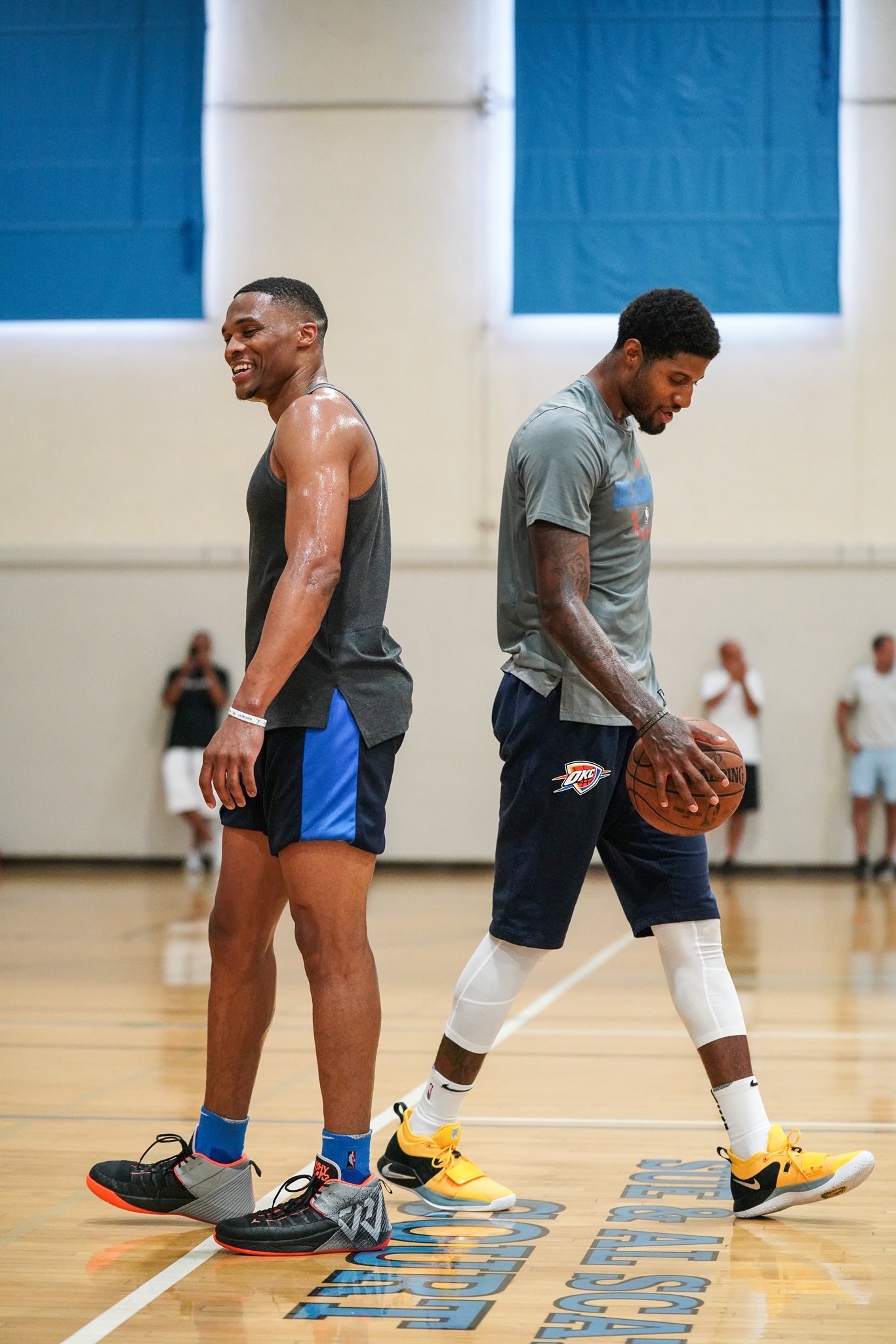 阿里同样以 阿里同样以